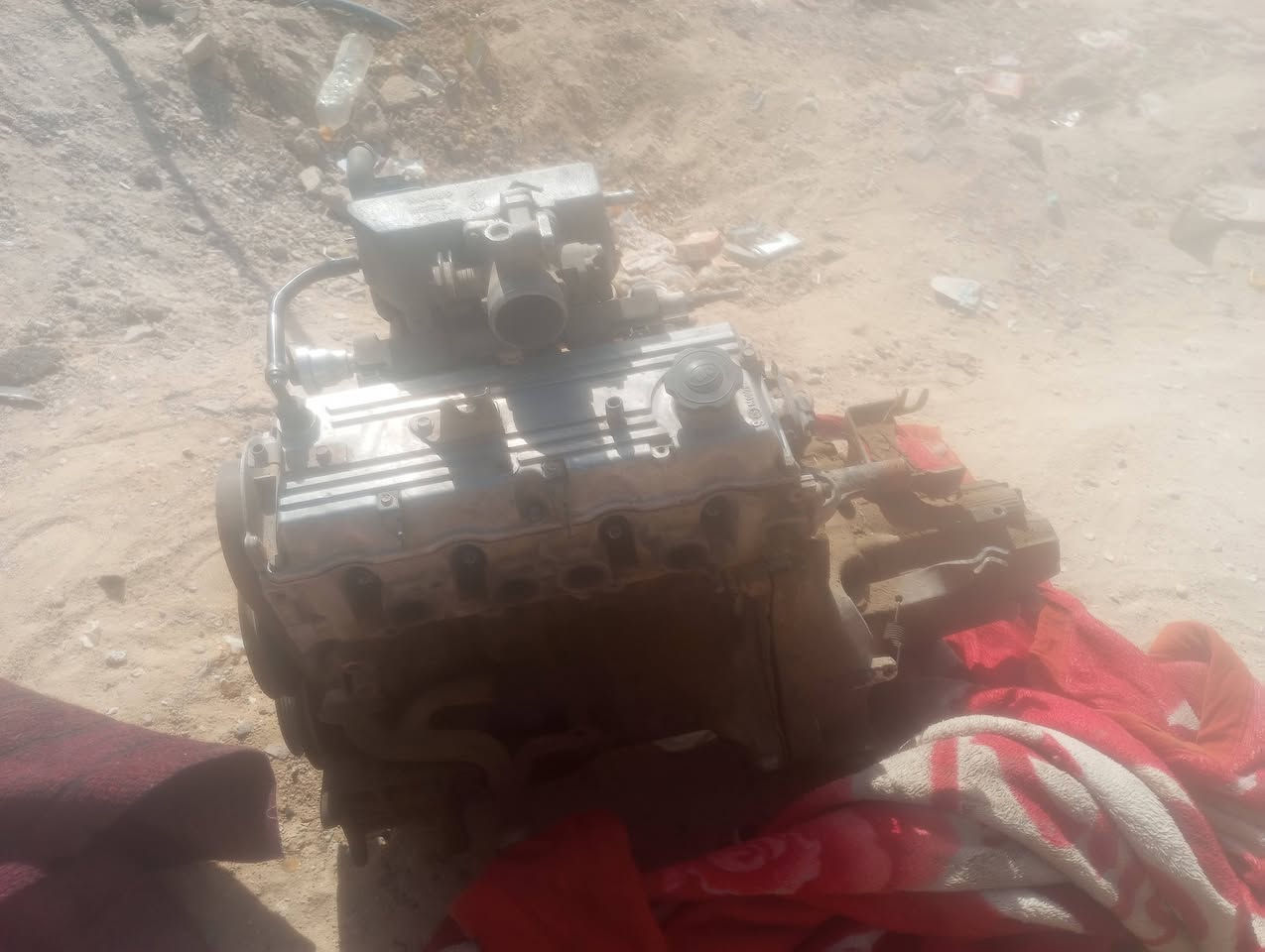 غراض تفصيخ للبيع.
مكينه وكير لاتنقيص ولاتبخير السعر400مع بديل مكينه 
صالنصه كامله من دكشن الحار لنهايه 30
دشبول نفخ كامل حتى الحصان 50
باب سائق مع بابين خلفيات مع مكائن مع بطاين بس الشدالكل ب70
ضفيره جديده خمس قطع 70
ستاب اكسنات زوج مع صدر مع دبلات اماميه مع رباط سعر90
تانكي بنزين مع قاعدة فيتبم وفيتبم30
باور مع دبه 35
دينامو نضيفه شرط الشغل35
باتري 60امبير نضيف25


**إذا كنت صاحب هذا الإعلان وتريد حذفه لأي سبب، رجاءا أرسل رسالة إلى الدعم الفني**