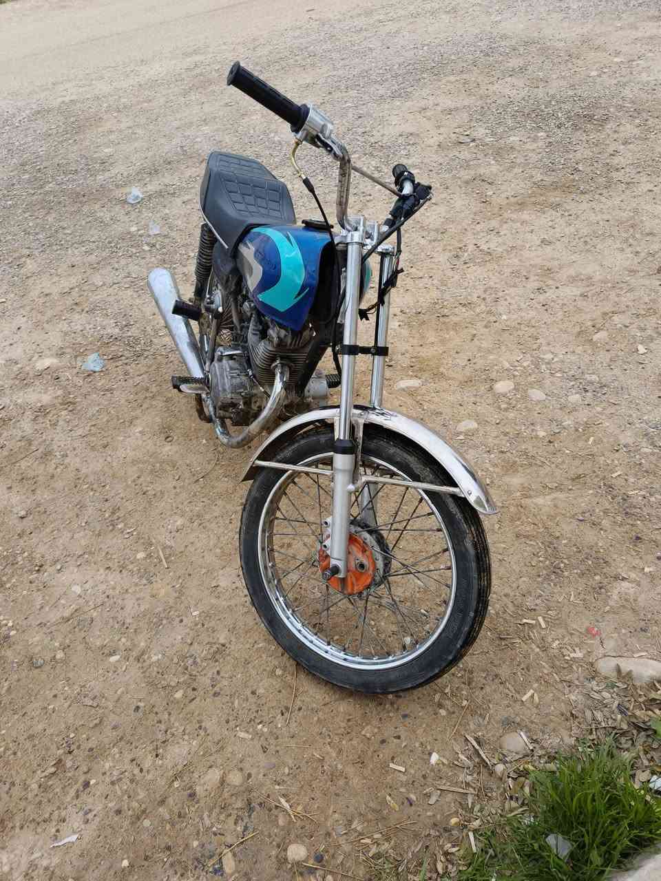 دراجه للبيع محرك ٢٠٠ شلعه فول
لاصرف ولا تبخير سعر خاص


**إذا كنت صاحب هذا الإعلان وتريد حذفه لأي سبب، رجاءا أرسل رسالة إلى الدعم الفني**