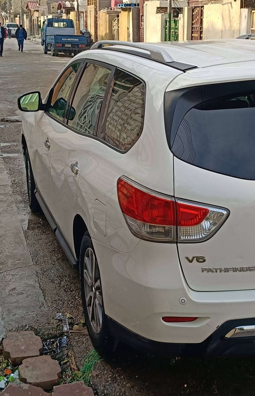 باثفندر 2013خليجي رقم دهوك انگليزي 7راكب  فحص السونر داخل الصور مكان السيارة بغداد
سعرها125$وبيها مجال للشراي

 للاستفسار ***********
