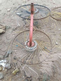 سويتر • مقاس ٤٠ • للبيع