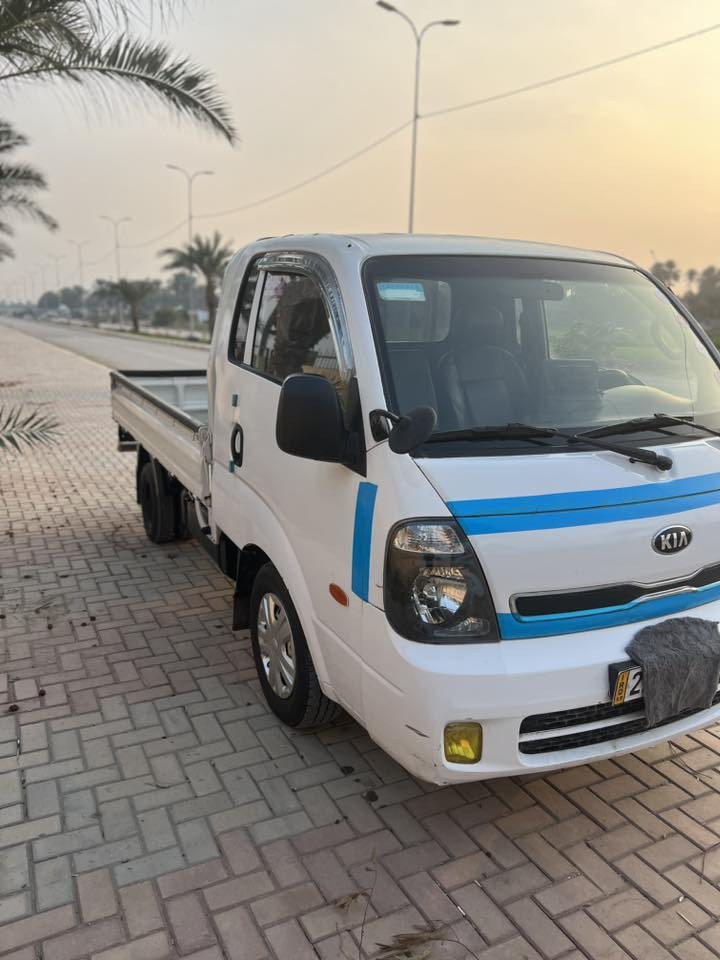 السلام عليكم كيا للبيع دخول جديدسياره زيرو كير مكينه جاهزه تدفئه مديل 18 متومه متومه وكاله بسم المشتري حصه كاز بيه كل المحطات سنويته مجدده مفكوله من سرقه ولعشاير تخم تاير بدي مغلف جاهزه ماتخسر عليه السعر 60شراي يتصل ماجاوب على الخاص ***********
