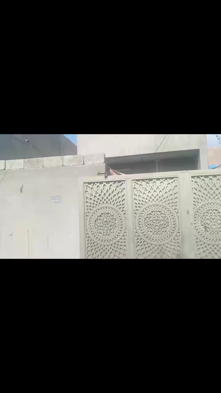 دار للبيع
طابو/صرف/بناء حديث 

 م/90 متر مع فضله30متر =120متر

العنوان /حي العرؤبه قرب الفلكه  وقرب جامع الامام علي
 
للاستفسار***********
