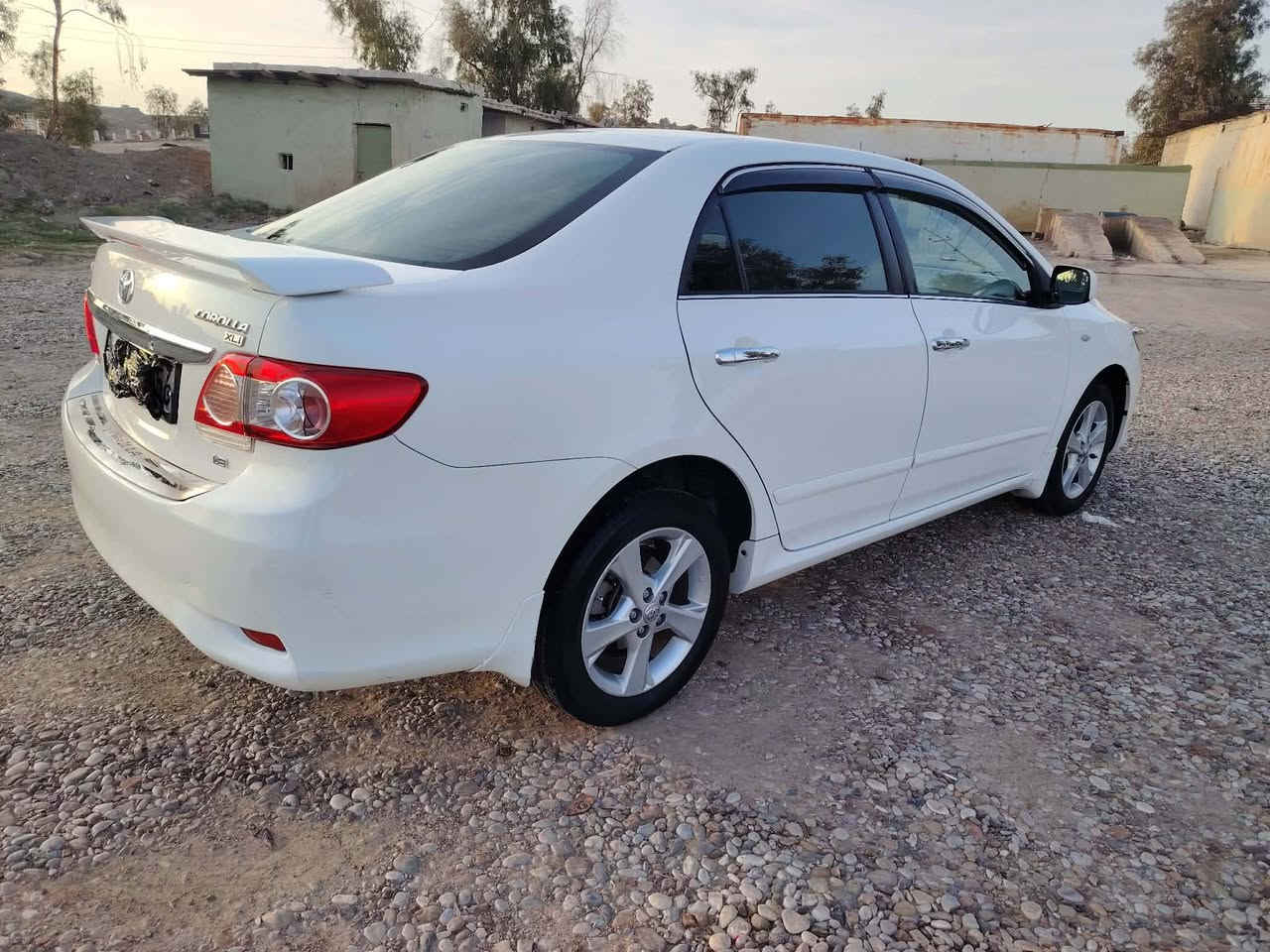 كرولا 2014 خليجية ماشية 89 الف حقيقي محرك كبير بدون صبغ بدون بارد سيارة لوك جديد كفالة عامةسنةوية مجدد 2029 بسمى تحويل او وكالة شرط مكان سيارة بكلار
 صونةر موجود بصورة ***********
