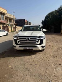 لاندكروز ساس اصل ام الضمان موديل 22 تطبيق 3شاشات فول مواصفات ماشية 37ح...