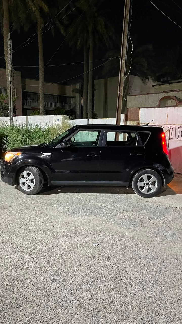 🚗 للبيع كيا صول 2018
🔹 وارد امريكي
🔹 محرك 1600
🔹 ماشية 65 الف
🔹 رقم بغداد

📌 الحالة:السيارة نضيفة جداً استخدام شخصي
الضرر بسيط (دعامية امامية + طخه صغيرة بخشم البنيد)  

❄️ تبريد ثلج
⚙️ كير و مكينة مكفولات
🚘 السيارة جاهزة من كلشي

💰 السعر 110$ و بيها مجال بسيط

📞 ***********
