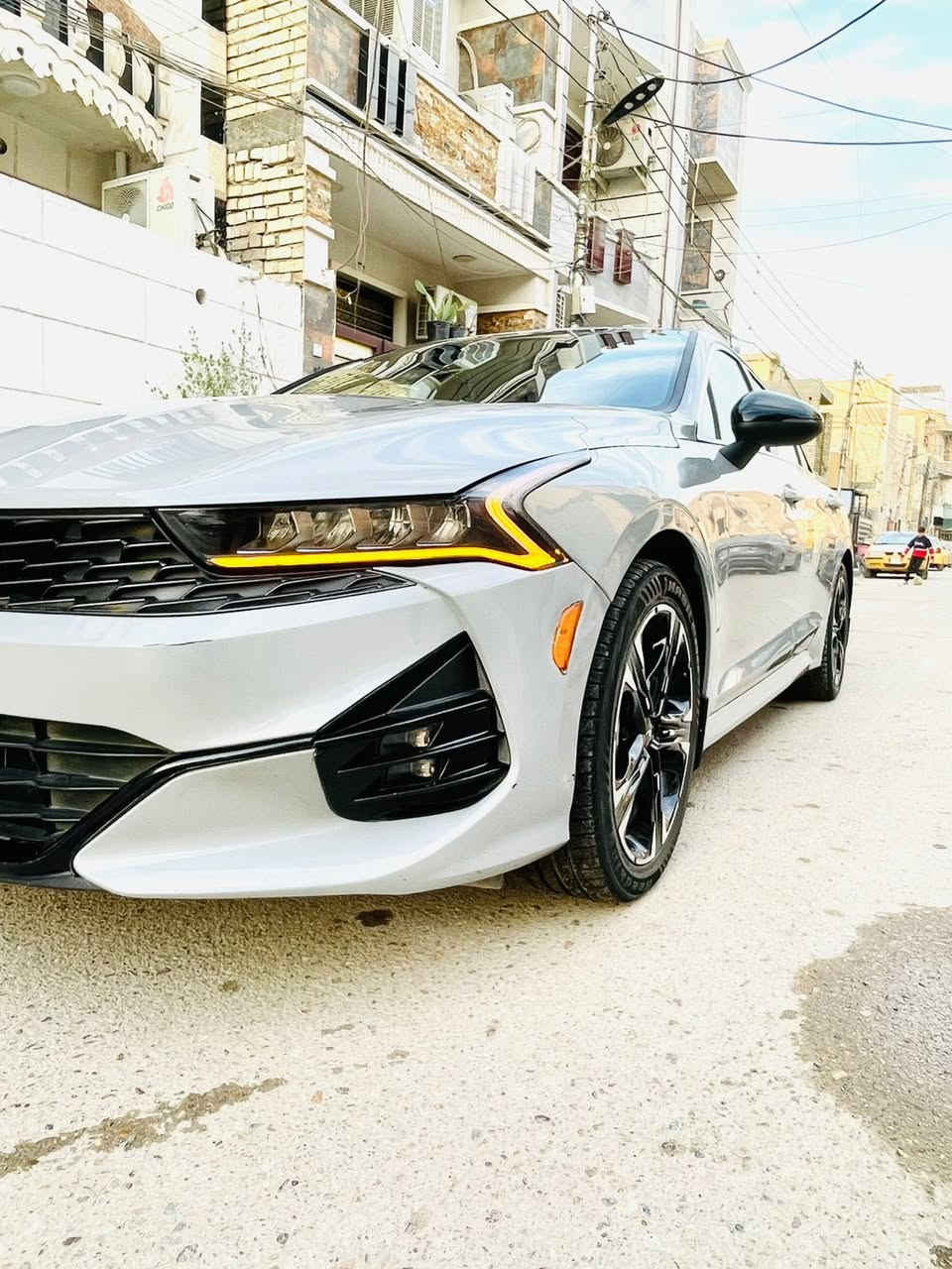 سلام
كي فايف 2022
جي تي لاين بدون بانوراما
كشنات تدفئة 
مود درايف 
شاحن واير ليس 
شاشه ابل كار بلي 
تبريد مناخي منفصل 
رادارات 
نقطه عمياء 
تشغيل عن بعد 
صندوق ذكي 
هاند بريك دكمه 
اوتو هولد ماشيه 54 
مكانه بغداد 
السعر 172
***********
