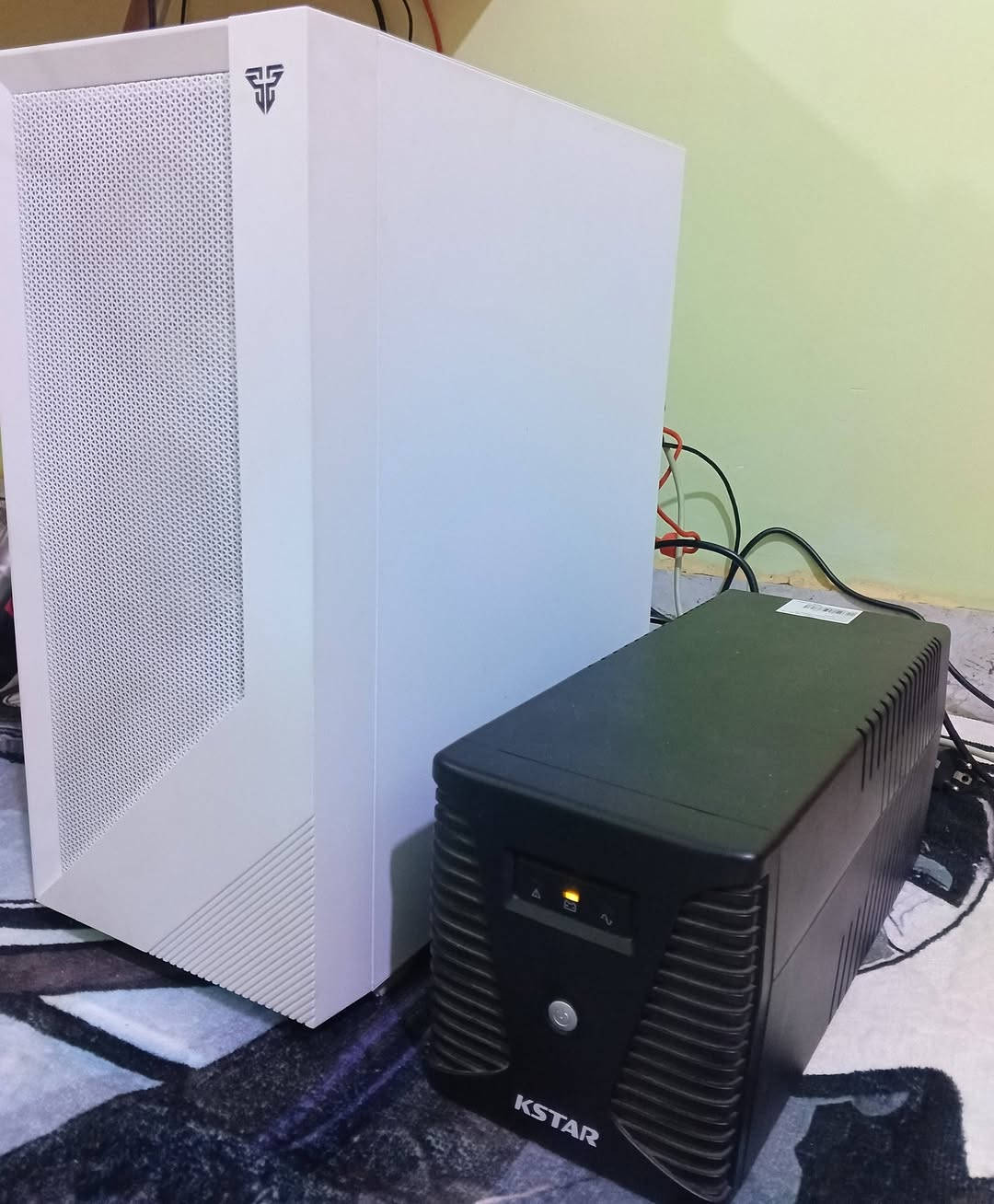 السلام عليكم تجميعه كامله هي و غراضها
مواصفات الـPC
CPU i5 10400F
GPU Rx 580 8gb
RAM 16 3200Hz SAMSUNG 
PWS 600
Motherboard H510 Asus
M.2 256
HHD 500
و شاشه 144Hz
و UPS 1500W
الماوس من ريد دراغون و الكيبورد ميكانيكي سوتش احمر مال گيمنك يعني اسرع استجابه
و ماوس باد حجم الكبير

السعر 750 الف


**إذا كنت صاحب هذا الإعلان وتريد حذفه لأي سبب، رجاءا أرسل رسالة إلى الدعم الفني**