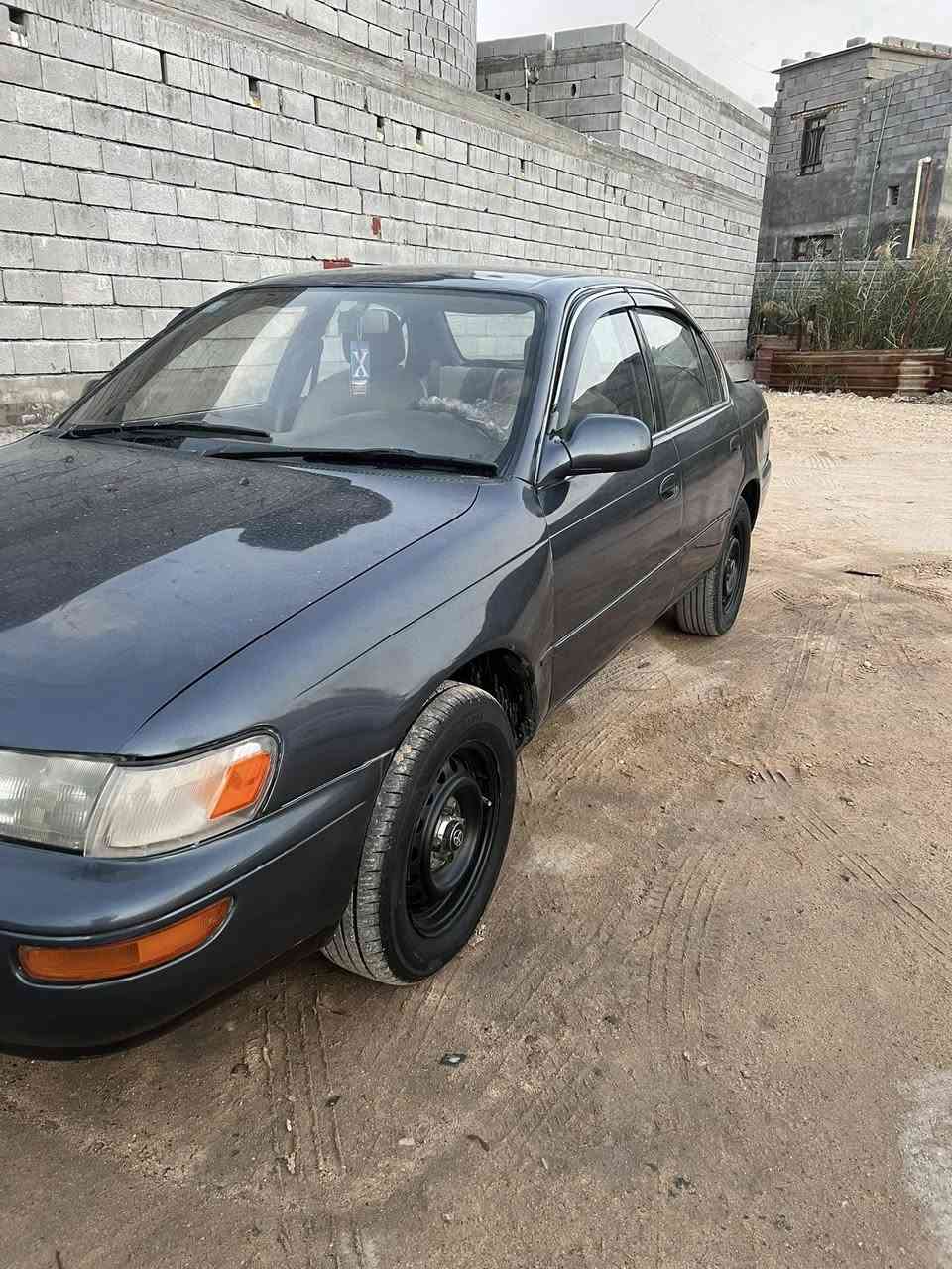 سلام عليكم كورلاه موديل 94 سياره مصبوقه جماليه بدون ضربه وتبديل سياره تخم تاير كير مكينه جدد سياره حلوه سعر 58 وبيه مجال ***********
