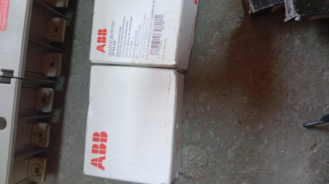 سلام عليكم عندي قواطع ماعرف مال شنو ابيعه كلمن سعره ***********
