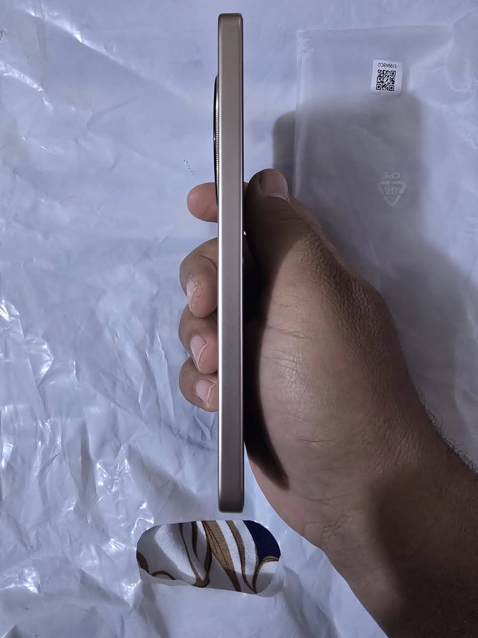 (honor x9d) x9d هونر
موبايل هونر x9d جديد جدا استعمال عشرة ايام فقط الذاكرة 256 والرام 12 الملحقات كاملة السعر نهايتة 375 و للعلم الجديد 445 الف  ، مكاني حي القاهرة 

الاتصال على الرقم 

‭0772 911 2994
