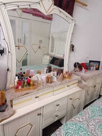 غرفه البيع شكل تركي بس هيه عراقيه صارله شهرين مستخدمه/ السعر 1400بيه م...