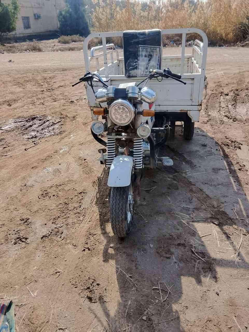 السلام عليكم
ستوته موديل 21 مكفوله اوراق وشاصي 

مكينه ٢٥ ستوته خير من الله كيل للشغل ترايك للبصره 

للتواصل خاص 

واتساب ***********
