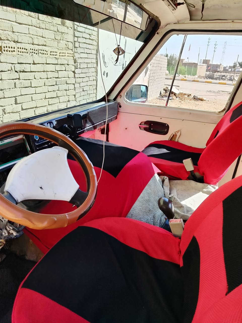 رف للبيع تعمير حجي راضي كله جديد مكينه جديده كير اكسل شرط كاعيه جام جديد تخم تاير ابريك باور واتربم راديتر ماي زيتي كله جديد سيارة خير من الله ما توكفك كبل للشغل راعيها يمي بسوق الشيوخ وعندي وكالة عامة بأسمي
*********** ناصريه سوق الشيوخ
