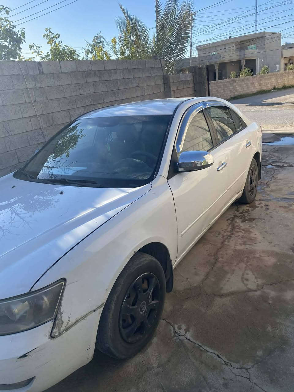 السلام عليكم 
للبيع سوناتا 2007 ادوات گص جنطة لون ابيض جاهزة گير محرك دبلات جدد تواير جدد بس الصدر بي تعب متوأم رقم و السنوية بغداد السعر ٤٣ و بيها مجال مكانها العلم *********** اتصل عالرقم خاص ما عندي
