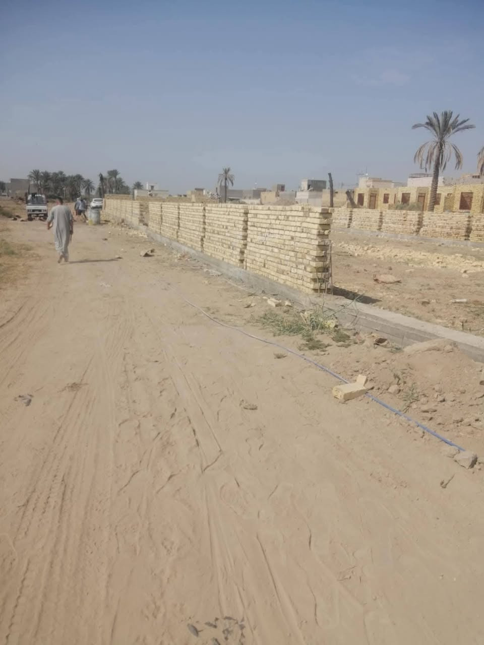 قطع زراعي سند ٢٥ مداور بسم المشتري (حي الزهراء)
تبعد عن التبليط ١٠٠ متر متوفر كافة الخدمات 
عرض الشارع ٨ متر 
***********
