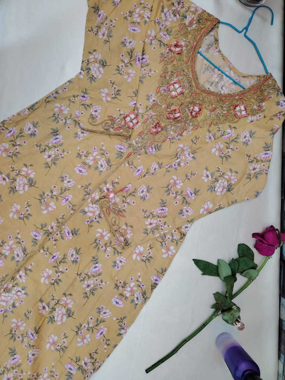 ‎رمضان له هيبة…
لصنعه بوتيك بصمة لا تُشبه سواها 🤍✨

‎قطعة تجمع بين الرقي والهوية،
‎تصميم  أنيق بتطريز تراثي غني،
‎تفاصيل تحكي قصة،
‎وطلة رمضانية تليق بذوقك الرفيع 🌙🕯️

‎مناسبة للإفطار، السهرات الرمضانية،
ولكل امرأة تحب التميز بهدوء وفخامة. كولكشن رمضان – صنعه بوتيك
‎🔸 كميات محدودة
‎🔸 للحجز والاستفسار عبر الرسائل
🔸 متوفر بيع مباشر
صنعه بوتيك…
‎أناقة تُرتدى، وهوية تُحس ..


**إذا كنت صاحب هذا الإعلان وتريد حذفه لأي سبب، رجاءا أرسل رسالة إلى الدعم الفني**