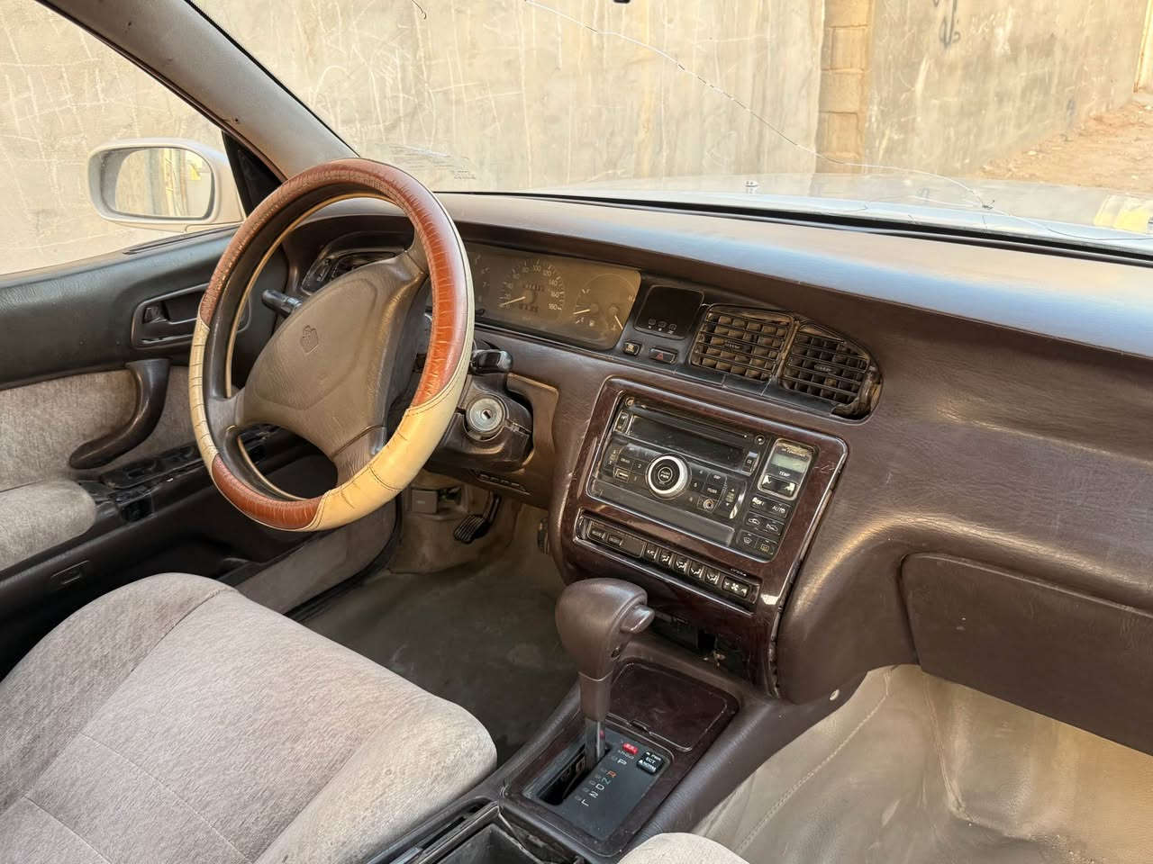 بطه متصل محرك 2 ونص 
سياره حلوه ونضيفه بس بيها ضربه 
بجاملغ الصندوك 
سياره كير ومحرك وتبريد وحداديه 
سياره بسمي 
سعر 40 ورقه البصرة, العراق


**إذا كنت صاحب هذا الإعلان وتريد حذفه لأي سبب، رجاءا أرسل رسالة إلى الدعم الفني**