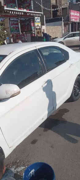 سيارة فولكس موديل ٢٠١١ رقم بابل للبيع السعر ٤٤ ورقة وبيه مجال المكان مدينة الصدر الاتصال على الرقم *********** لون أبيض
