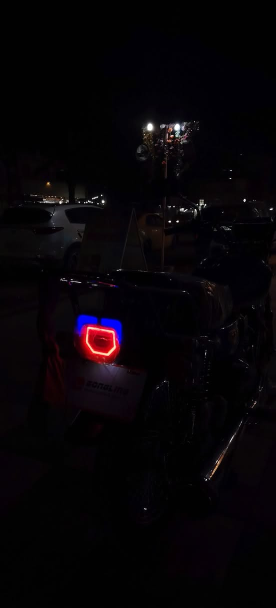 السلام عليكم
دراجه ايراني موديل 2025 ✅
الدراجه ب الواقع احلى من الصور✅
نضافته تخبل 92%100 اربعه كير☑
كير مكينه كهربائيات مكفولات من الشخط✅
شلعه معدل مخيف الدراجه نشاطه يغري☑
سعره: 725وبيه مجال شي بسيط ✅
مكانه بغداد الشعب: ***********
