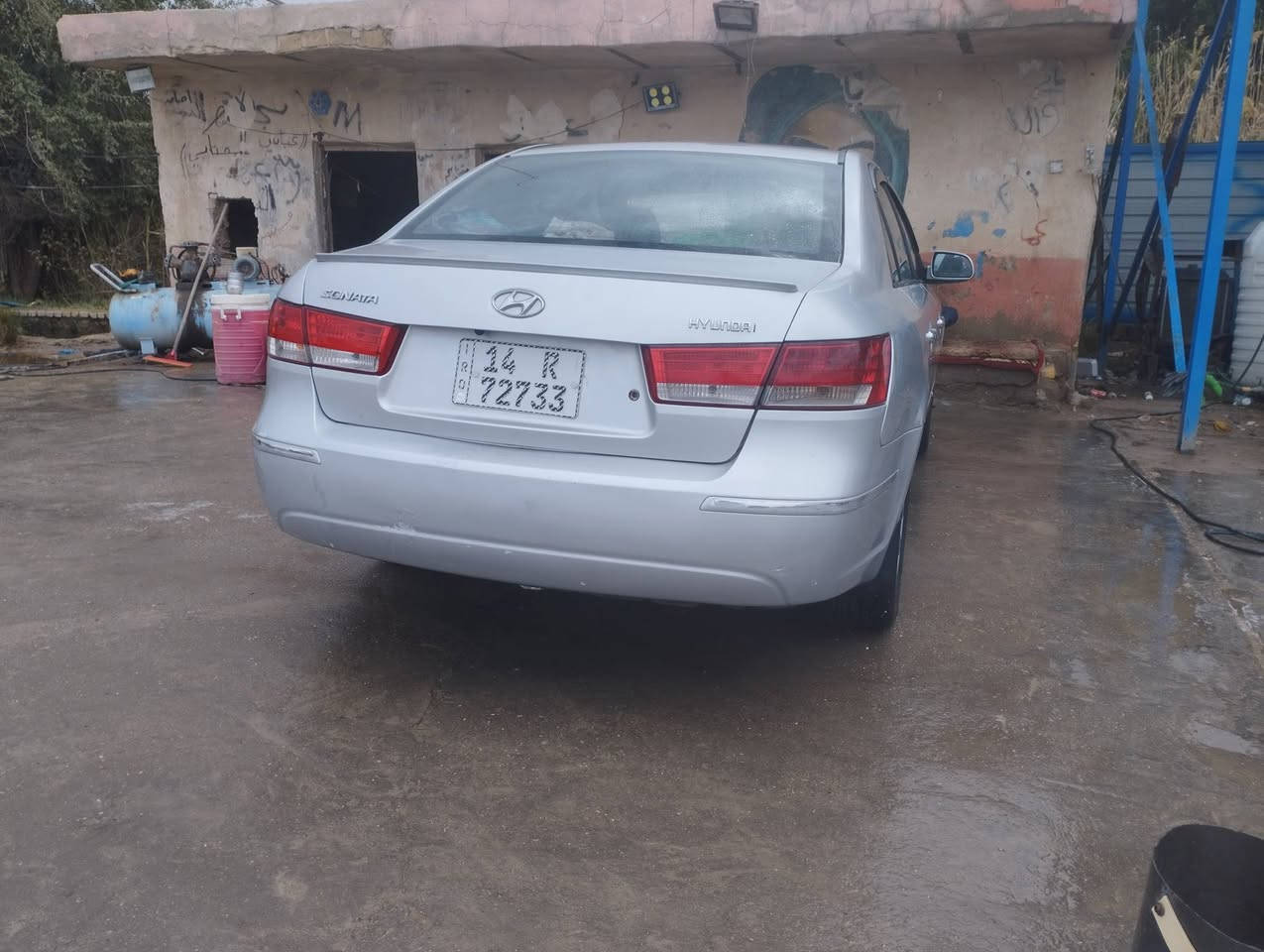 سوناتا مقدس 2012
.مكينه وكير وحداديه وتبريد كهربائيات كله جاهزه وبشرط.
  رقم دولي بصره وسنويه ل 2030 
مصبوغه عام اثر جراد. مكان شطره . سعر 92.
*********** 
***********
