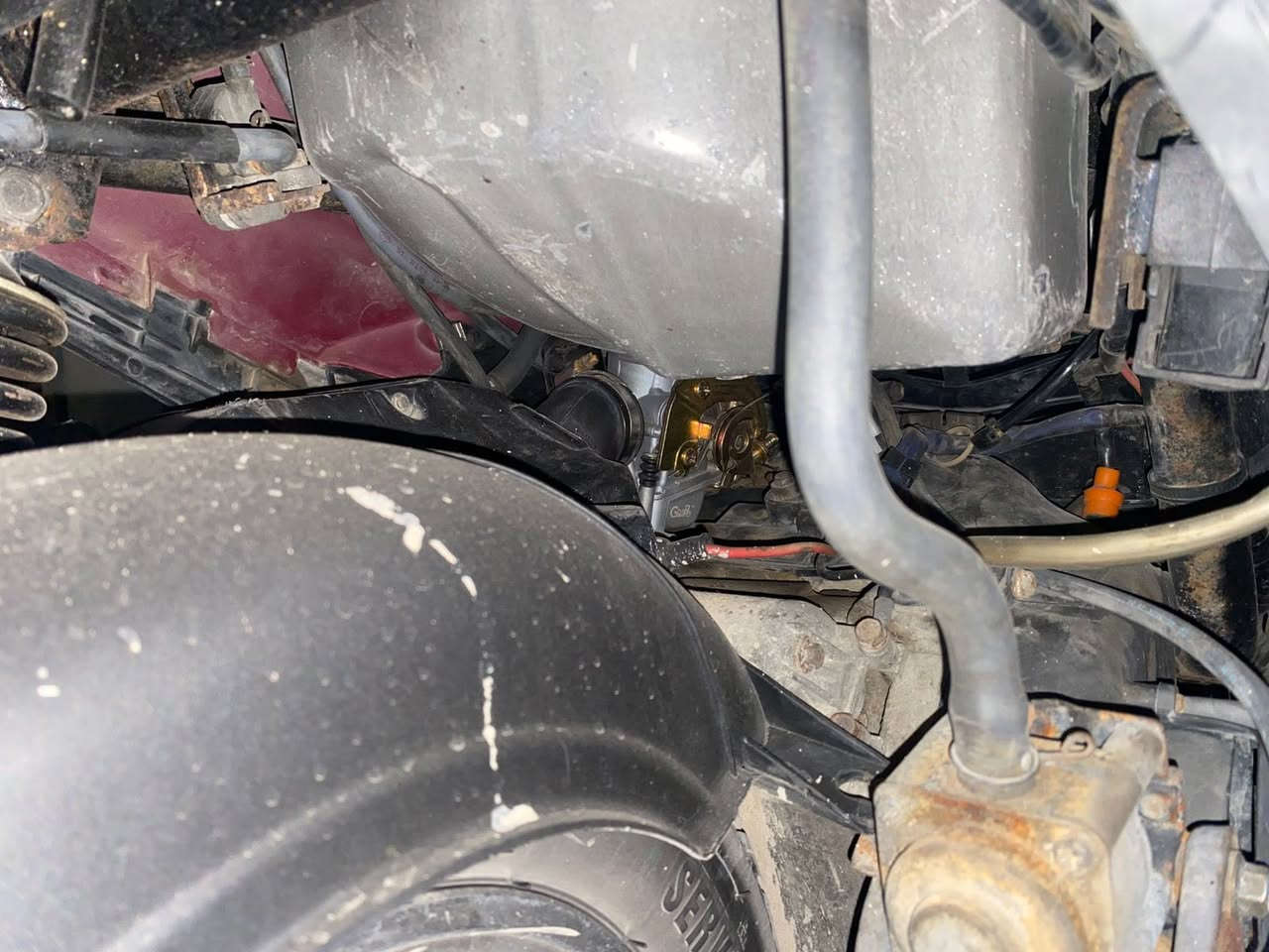 للبيع ماكس 140 مكينه مامفتوحه كفرات مختمه كلها بس الامامي تجاري كهربائيات كلها شغاله دخانه ماكو تبخير ماكو مكفوله من كلشي سعرها 475 وبيها مجال مكاني بغداد الغزاليه *********** بي واتساب
