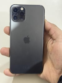 ايفون ١١ برو • بطارية ٨٣ • بصمة وجه خربانه