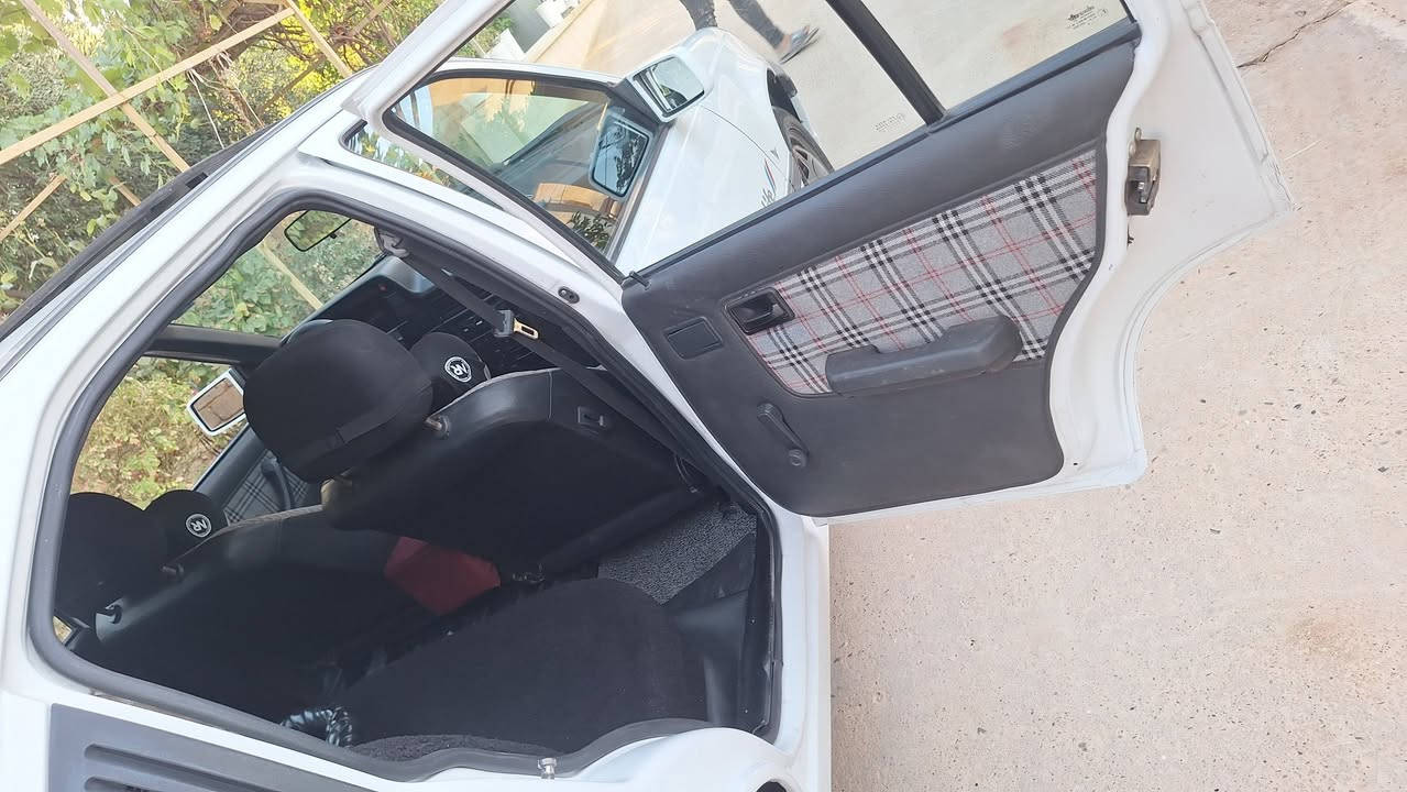 كاديت للبيع رقم نينوى مسطره موديل 91 حجم 16شرعي بتلعفر تريد وكالة اوتحويل سنويه مجدد لل30...استرين بور تواير جدد... اسلايت كهربائي صبغ دوائر بس تشغيل عن بعد.. كير اتوماتيك بدون ضربه او خياس 

***********
