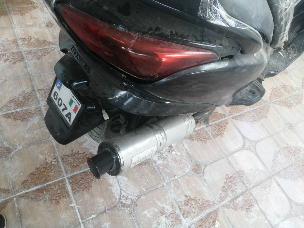 سلام عليكم فورزه 08 البيع ومراوس دراجه. خير من الله مكانهة ديالى شهربان سعر خاص الموشراي عبر المنشور  رقم
*********** ما متواجد خاص تصل ودلل
