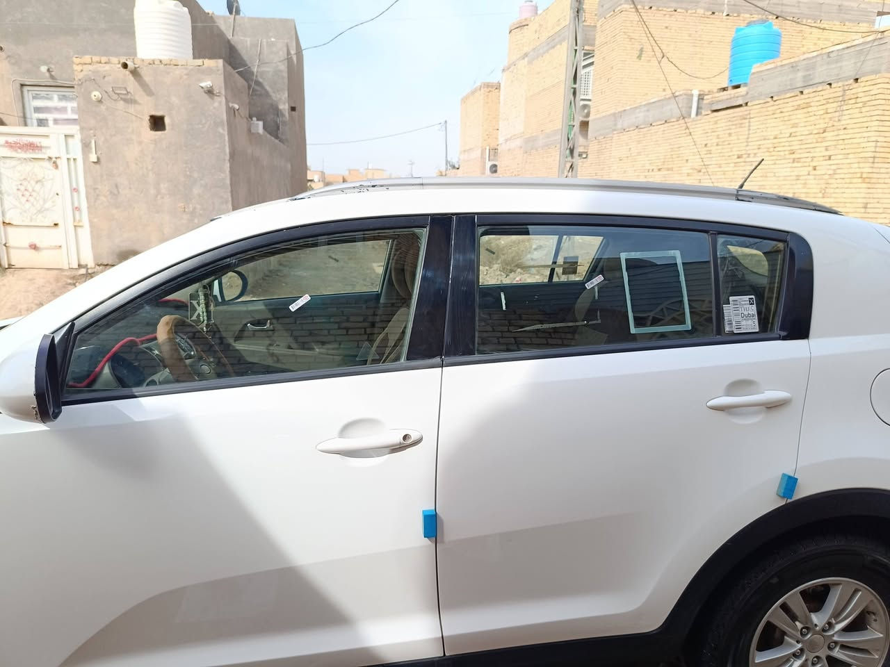 سلام عليكم
سبورتج 2011 
خليجي مكفوله
مكينه 2400 دوش 
حدادية جديد 
تخم تاير جديد 
تبريد تدفئه 
بسمي رقم ذي قار دولي
الاستفسار  ***********
