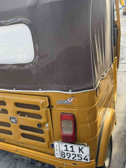 السلام عليكم تكتك للببع 2020 رقم وسنويه بغداد انكليزي مكينه نضيفه كشره مكفول العنوان الكماليه شارع المصرف السعر 5900 😍😍 سعر حلو  ***********
