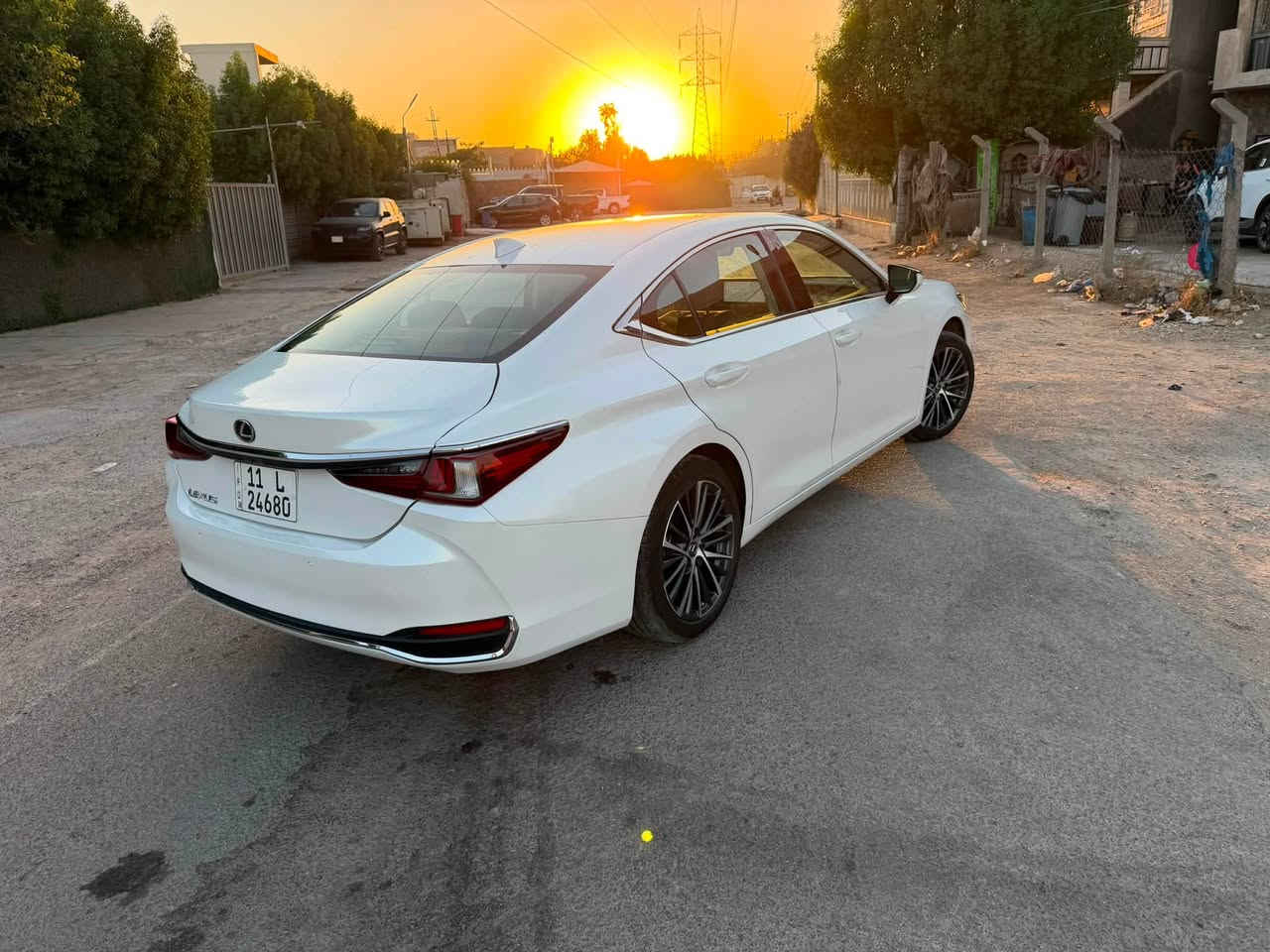 السلام عليكم اخوان عندي Lexus ES 2025 300
وارد امريكي لون ابيض صدفي ضرر جنطة وجاملغ ماشية 6 الف ميل زيرو المواصفات هاي الفئة معروفة تحكم ستيرن تبريد قطعتين مع تبريد وتدفئة المقاعد فتحة سقف بعد بيه مواصفات السيارة نضيفة ومماشية السعر 29,500$ وبيه مجال رقم الهاتف
*********** متواجد واتساب المكان بغداد
السيدية
