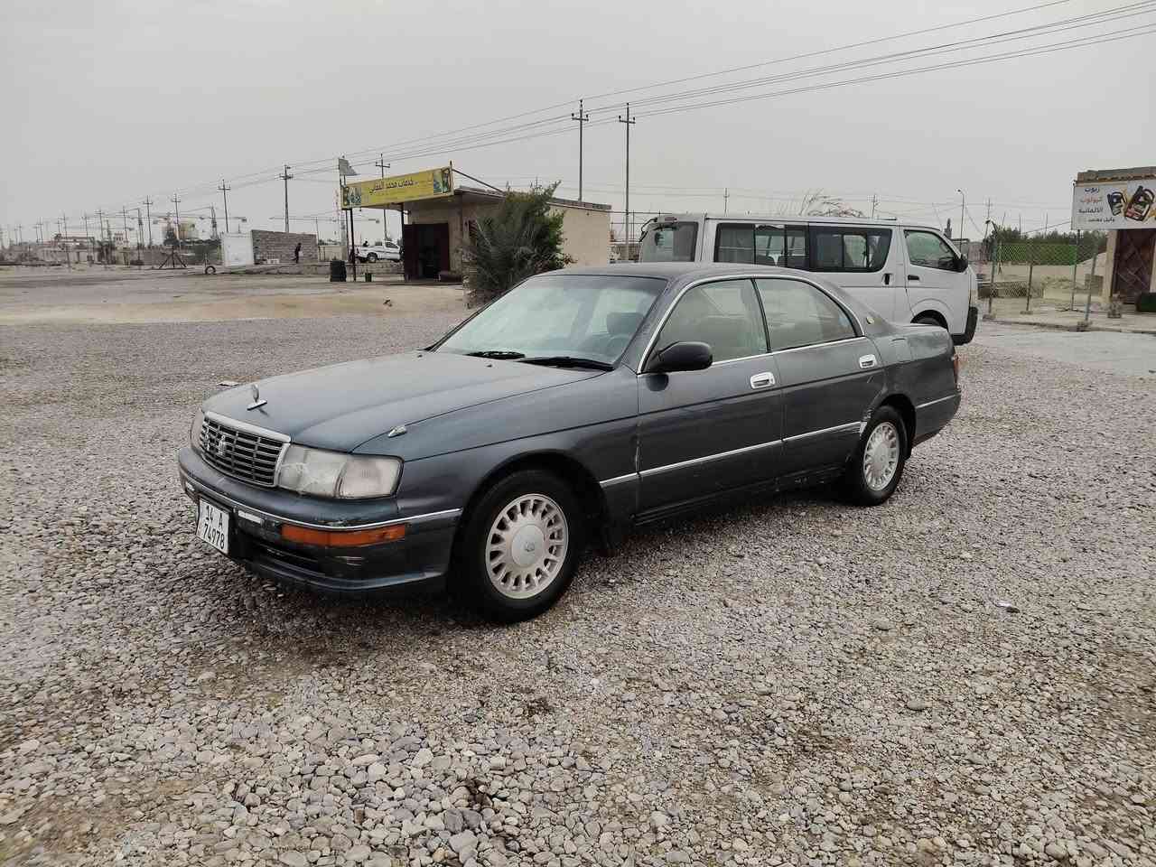 سلام عليكم البيع بطه فصل مكفوله من كصه ونغل مكينه وكير جدد شرط تخم تاير كهربايات جدد  كله شغاله تبريد شغال مسجل شغال شاشه المس كامره خلفيه سيارة جديدة مال جناي رقم بصره الكليزي سنويه 30 بسمي السعر 45 وبيه مجال العنوان البصرة رقم الهاتف ***********
