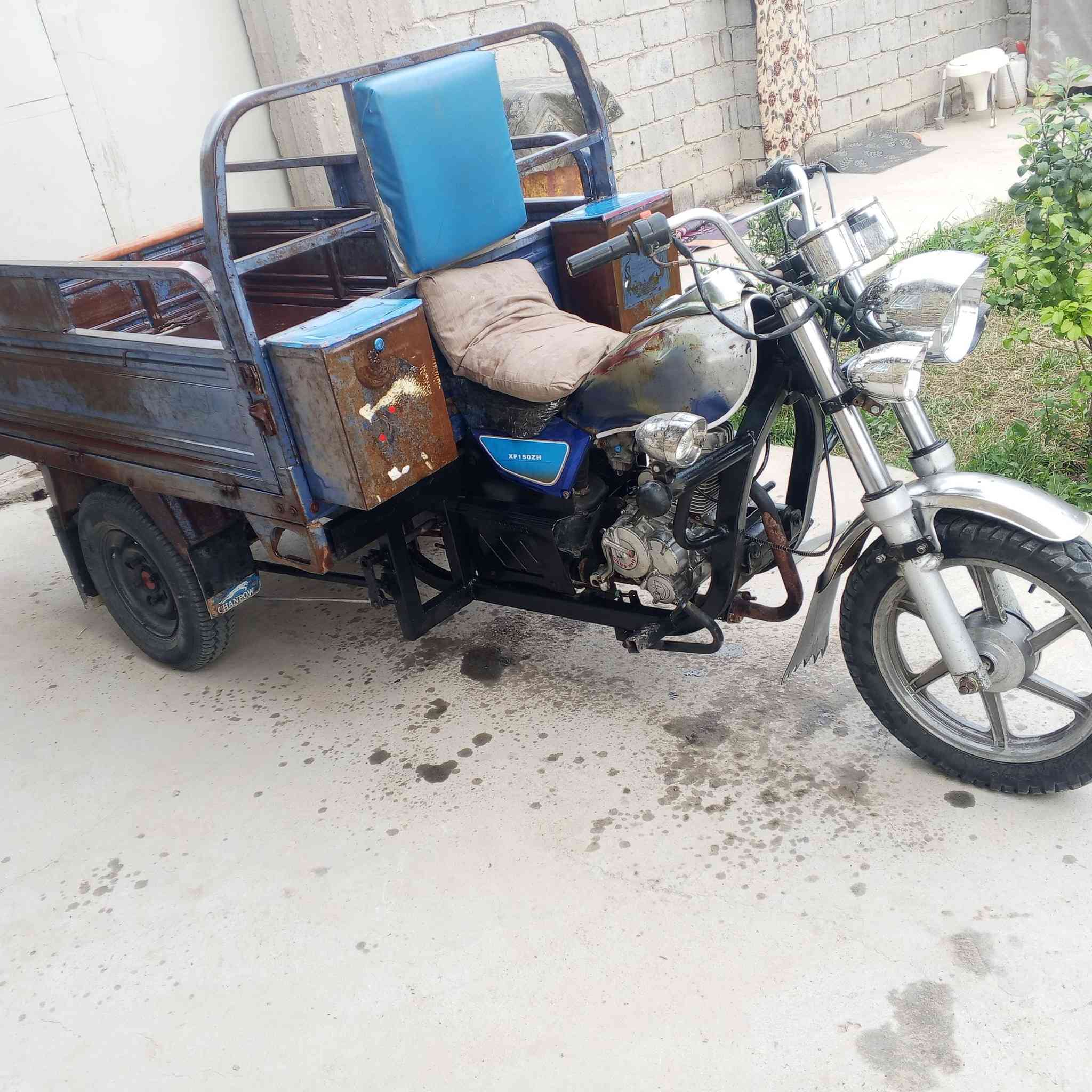 سلام عليكم للبيع موديل 15رقم وسنويه مكان بابل الدبله ***********
