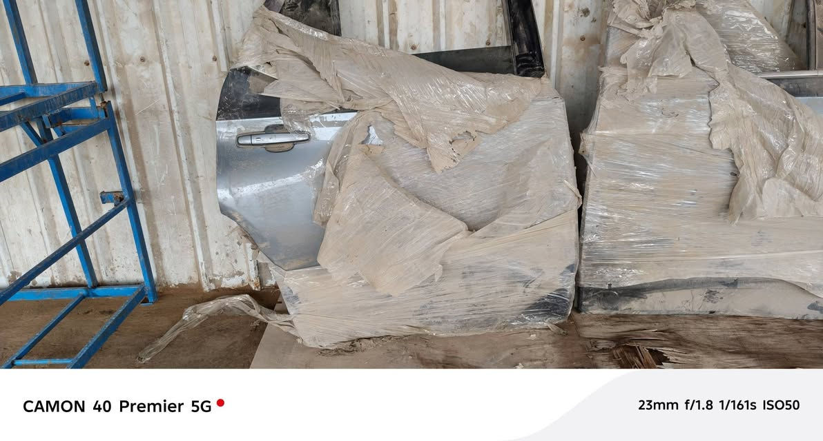 يتوفر لدينا ابواب ترافرس موديل 2020 الى 2024
للاستفسار التواصل معنا ***********
