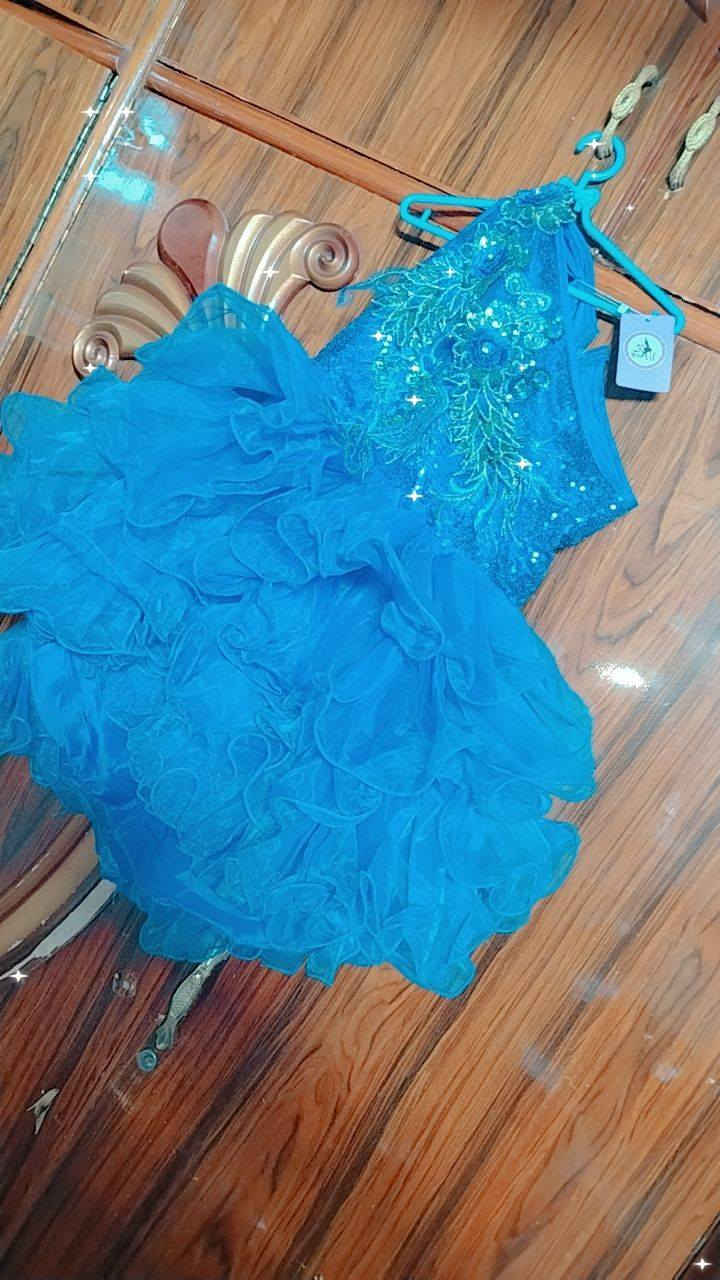 فساتين عمر 7 و6 سنوات


**إذا كنت صاحب هذا الإعلان وتريد حذفه لأي سبب، رجاءا أرسل رسالة إلى الدعم الفني**