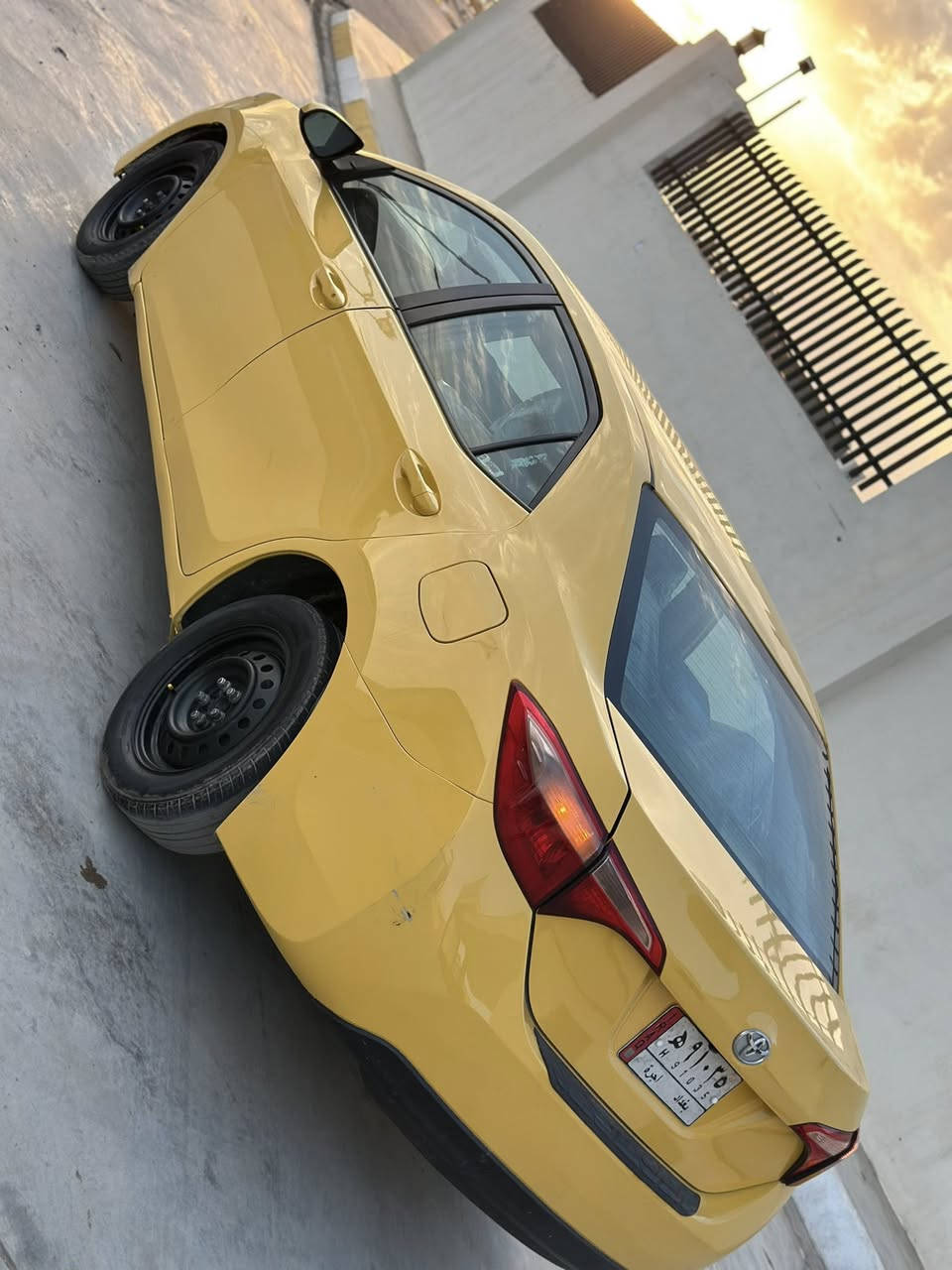 كورولا 2019 Le تكسي
رقم بغداد تحويل مباشر جاهزه لاخير 
حادثه جاملغ وباب بدون داخل 
السياره كامله بدون اي نقص 
مكينه 1800 
مدوشمه كامل ارضيه وكشنات جديد 
مكينه كير حداديه تبريد كهربائيات
كله جديده السعر 123وبيه مجال 
مكاني ديالى بعقوبه تقاطع القدس للاستفسار ***********
