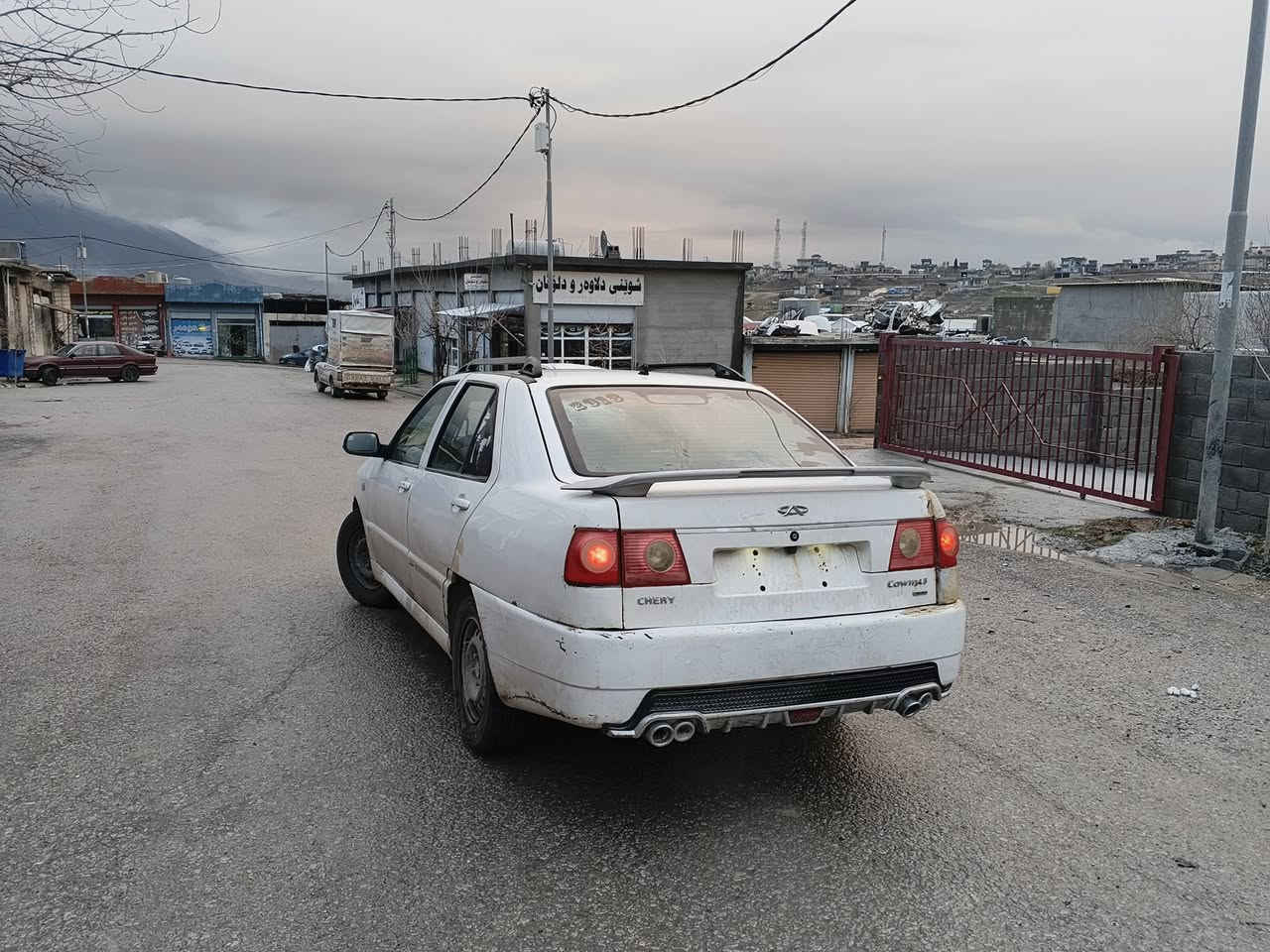 شێری کوین 2013
تنهابۆبرۆشتنە
گیرحادیی
گێرومەکینە بەشرتە بیلادە
سنەویی لگلەهزوباکانیی بۆکراوە
شاش ئایبادوکامیرە
تەبریدساردوگەرم بەشرت
جوارتایی نویی
باتریی نویی 
بیسمەوشغالە
بۇیاغ حامە جاملغیی دواوە لایی سەکن لیدراوە
سحریی 22 گلاو محامەلەیکیی برایانە 
***********
