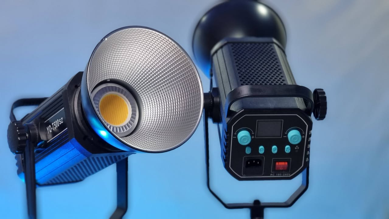 اضاءة فديو مستمرة 500 واط من شركة YSKE 
باي كلر 
شمسي ابيض ثلجي
تحكم كلفن
تحكم بقوة الاضاءة 
شاشة كبيرة 
فانات تبريد عدد ٢ صامت
تحكم تطبيق موبايل
جديد متوفر توصيل  ***********
