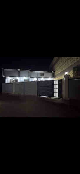 ياالله اللهم صل على محمد وآل محمد 
دار سكن للبيع المساحه ٢١٠ متر ملك صرف زراعي 
غرفتين نوم وصاله وكندور ومطبخ بناء حديث ٢٠٢٥
وبالطابق الثانيه غرفه ومجمع صحيات 
سعره مناسب كلش بيهج بناء ومكان 
السعر 105 بيه مجال قليل 
***********0 واتساب 
***********
