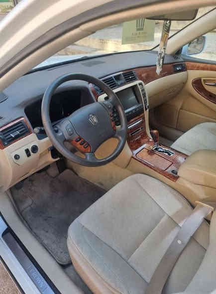 شاهينه ٢٠٠٥ دكمتين شاصي ٨٠ ماشيه ٩١ سياره جديده رقم وسنويه نكليزي  نافذه لحد ٢٩ دواخل عسلي. دخول جديد. السعر. ٤٣ وبيهه مجال قليل. المكان العماره  ***********
