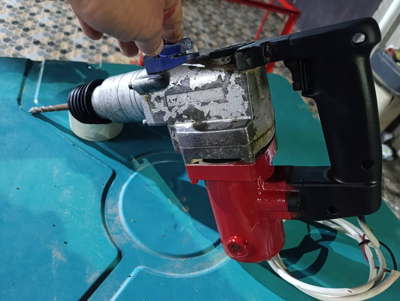 بنكات ماركه أزل مامستخدمات فقط مشدودات ماكورات مي مستخدم قليل جدا طبلات عدد 3 دريل نضافه 90%للاستفسار اكثر مراسلة صفحه


**إذا كنت صاحب هذا الإعلان وتريد حذفه لأي سبب، رجاءا أرسل رسالة إلى الدعم الفني**