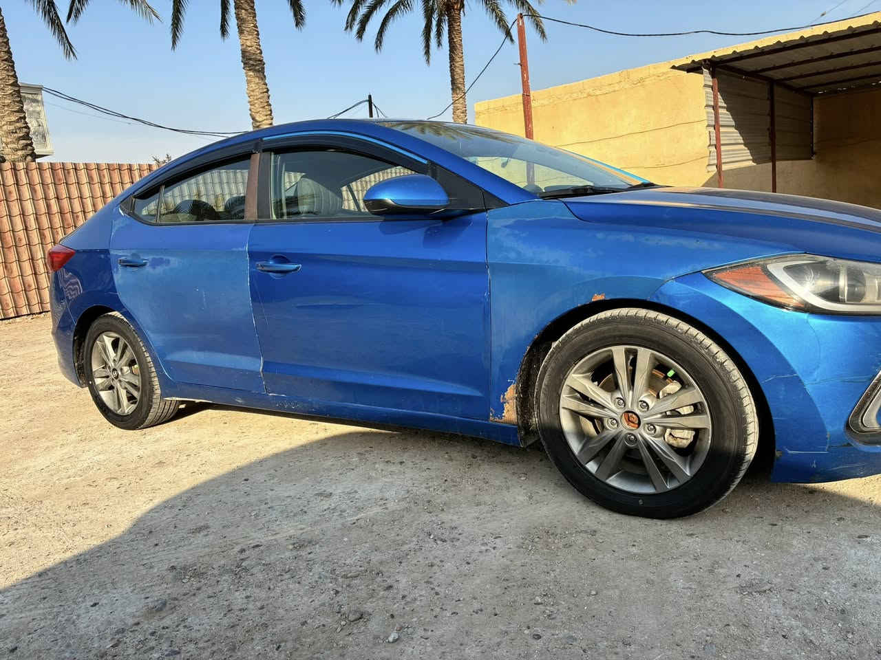 سلام عليكم
للبيع النترا 2018 وارد امريكي لون بحري فول مواصفات محرك 2000  بصمه وفتحه كشنات تدفئه ومناخ التبريد منفصل وماشيه 174 طخم تاير دنلوب  حادثه 3 قطع تبديل واضحات في الصور السعر 117 ورقه رقم الهاتف *********** عنوان بغداد
