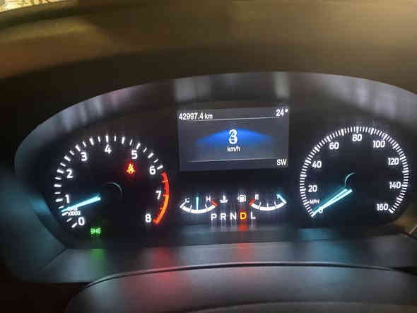 السلام عليكم
‏‎فورد اكسبلورر  بوليسي 
الموديل :2022  رقم دهوك مشروع وطني يعني يتحول بجميع المحافظات العراقيه  مو شرط من دهوك سنويه عظم باسمي وهزه جديده  وسنويه جديده   

‏‎اللون : اسود

‏‎السعر :220 دفترين و عشرين 

‏‎العداد : 25  الف مايل

‏‎حجم المحرك :V.6 سلندر
سعة 3.3.لتر-،،،  دوش بانزين عادي 

‏‎الضرر :  موضح بالسونار  شرط بدون شواصي وبدون ايربك   ورقم الشاصي موجود بالسونار  ومايفتح الا  ب كارت  لانه بوليسي وصور الضرر موجوده  مع الصور  السياره في المنشور 

‏

‏‎المواصفات : 

‏
1-نظام دفع رباعي (4WD)
‏2- بصمه  وتشغيل عن بعد 
3- ‏‎كراسي امامي كهربائي 
4-‏‎كاميره وضع شركه خلفيه 
5- ‏‎لد امامي وخلفي 
6- ‏‎تبريد خلفي 
7- ‏‎عدد المقاعد (7 ) راكب 
8-  (5) وضعيات للقياده 

ملاحظه ( بالنسبه للسعر   بيه مجال قليل) 
ملاحظه ( بيع  فقط ) 
موقع السياره  ( الموصل حي الزهور) 

‏‎
 
العنوان:الموصل 

التواصل عالخاص والوتساب 
*********** 

                                                             

@
