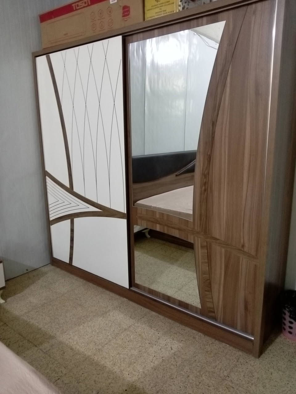 سلام عليكم غرفه تركيه للبيع كلش نضيفه 5 قطع سعر ٤٠٠ بدون دوشك ***********‬‏‎ بي واتساب
