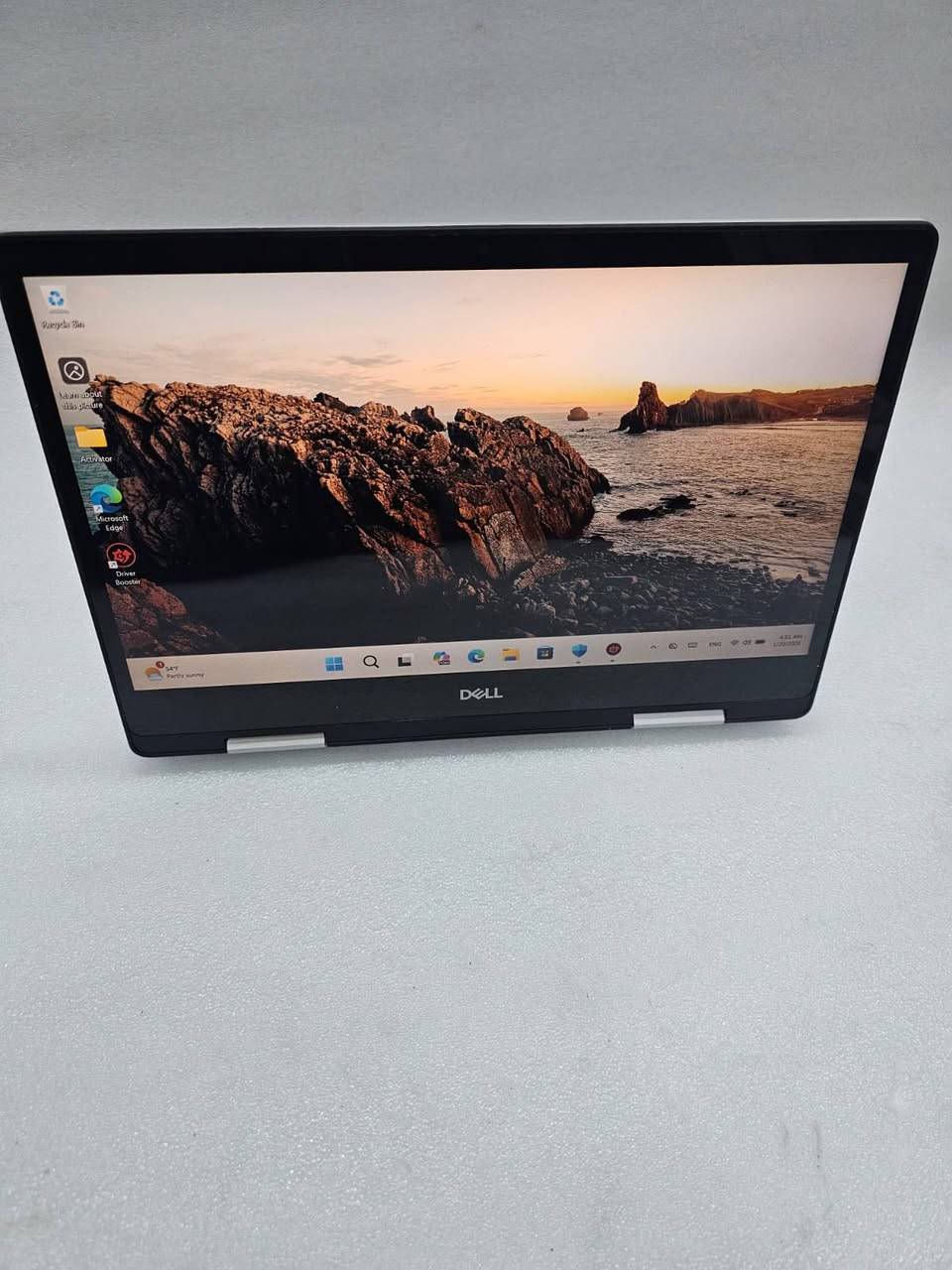Dell Inspiron 2-in-1 Convertible Laptop
I7جيل عاشر

رام16

Ssd256

لمس قلاب 

السعر500الف وبي مجال بسيط توصيل اكو


**إذا كنت صاحب هذا الإعلان وتريد حذفه لأي سبب، رجاءا أرسل رسالة إلى الدعم الفني**
