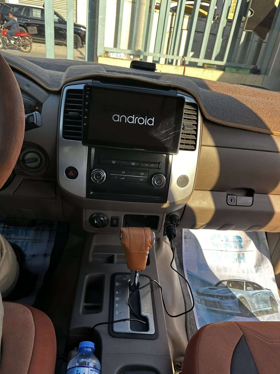 بسم الله
نيسان اكستيرا موديل 2012

ماشيه 140 وقابل للزياده 

رقم دهوك 

خليجي بيهة شبر صبغ بالجاملغ الخلفي وشبر بالجاملغ الامامي 

دفع رباعي ثقيل وخفيف 

كير اوتو 

محرك 4000 

تبريد تدفئه خير من الله جديده 

سياره خير وبركه من الله حلوه ومرتبه 

سعرها 135$ وبيها مجال 

شاشه اندرويد

سياره كلش حلوه وبالعافيه ع الصير من نصيبه غير متواجد ع الفيس رقم موبايل ***********

سنويه باسمي وهزه جديده 

للعلم السياره مشتركه بالاتحاد قابل للتزويد البري
