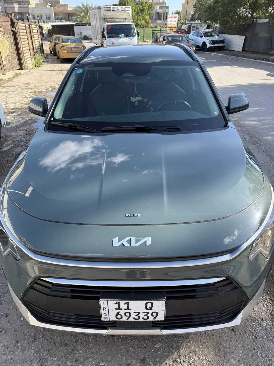 كيا نيرو هايبرد 2023 للبيع او مراوس
السيارة كلين امريكي بيهه طخة خفيفه بالصندوق ماشية 30mi السيارة نضيفة ومرتبة امانة الله والشاشة بعدهه بالجيس ملزوك عليهه استخدام بيت فقط 
***********
