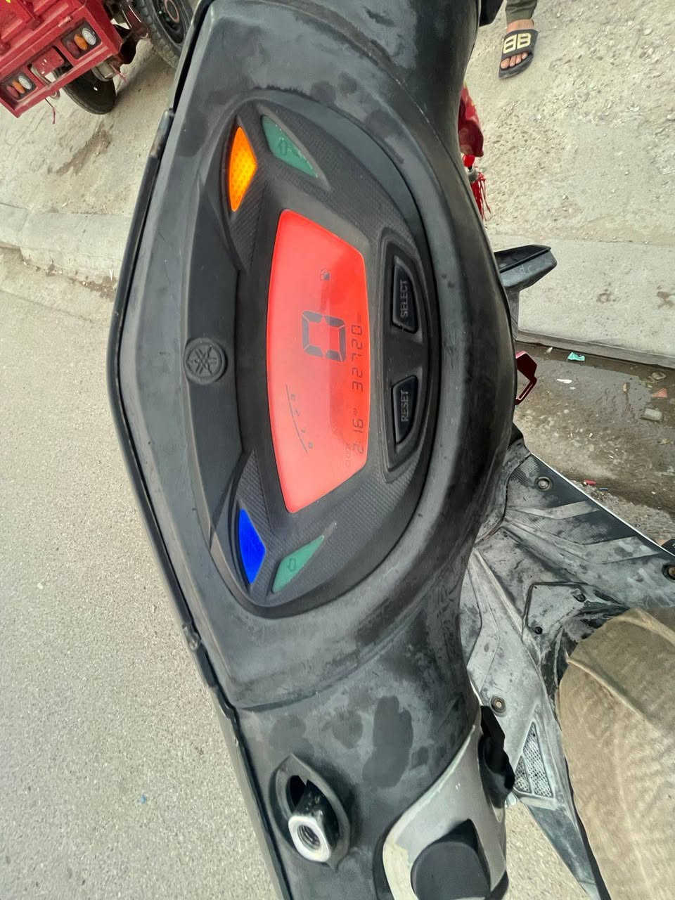 بغداد البياع
سلام وعليكم دراجه جيتي ار الدراجه نضيفه حيل للبيع  الدراجه نكره بأي وقت دبل اشاره رباعي كهربائيات كلها شغاله دراجه نصبتهة حلوه السعر 750وبيهة مجال المكان بغداد البياع رقم الهاتف ***********
