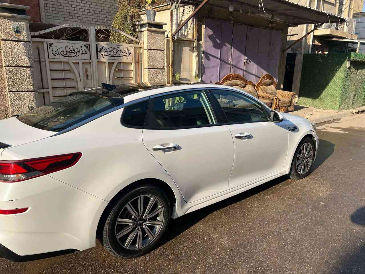 السلام عليكم
كيا اوبتما 2019للبيع 
فئة Ex1600تيربو امريكي 
بيهة قطعتين بدون داخل جاملغ وبنيد 
فول مواصفات كلشي بيهة 
كشنات تتفئة وتبريد 
ستيرن تتفئة 
بانوراما 
بصمة 
كشنات خزن ميموري 
شاشة كبيرة 
رادار امامي  
حساسات خلفية كامرة 
تبريد بيانو 
لد دشبول وبيبان بلاد 
هند بريك بصمة 
هند بريك اتو  
كير ثلاث وضعيات  
تحكم سترين جهتين  كشنات جلد  سيارة بيهة هواي مواصفات  
سعر 135مع مجال بصيط 
مكاني بغداد حي الجوادين الاستفسار على الرقم ***********
