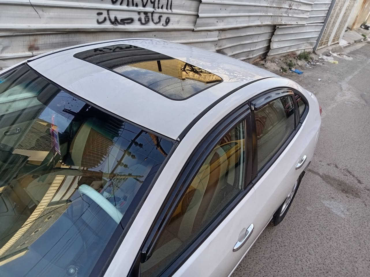 السلام عليكم ورحمة الله وبركاته
النترا مال جناي جاهزه السياره من كلشي تبريد تدفئه صدر امامي خلفي تايرات محرك كير غرفه احتراق  سياره من دوامي للبيت سونار مالتها مرفق بالصور ونظافه سياره كدامك  ممتواجد هنا فقط ع خط ***********
سعر السياره ١١٢ مكانها ابي غريب
